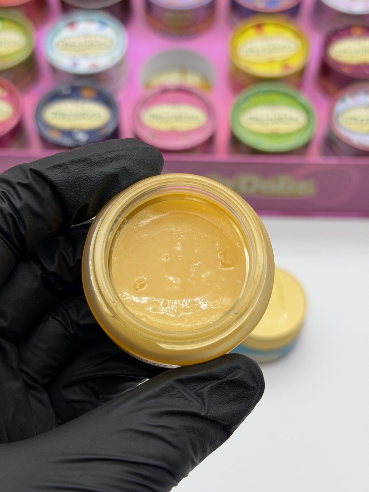 HOGGIN DABS photo 3
