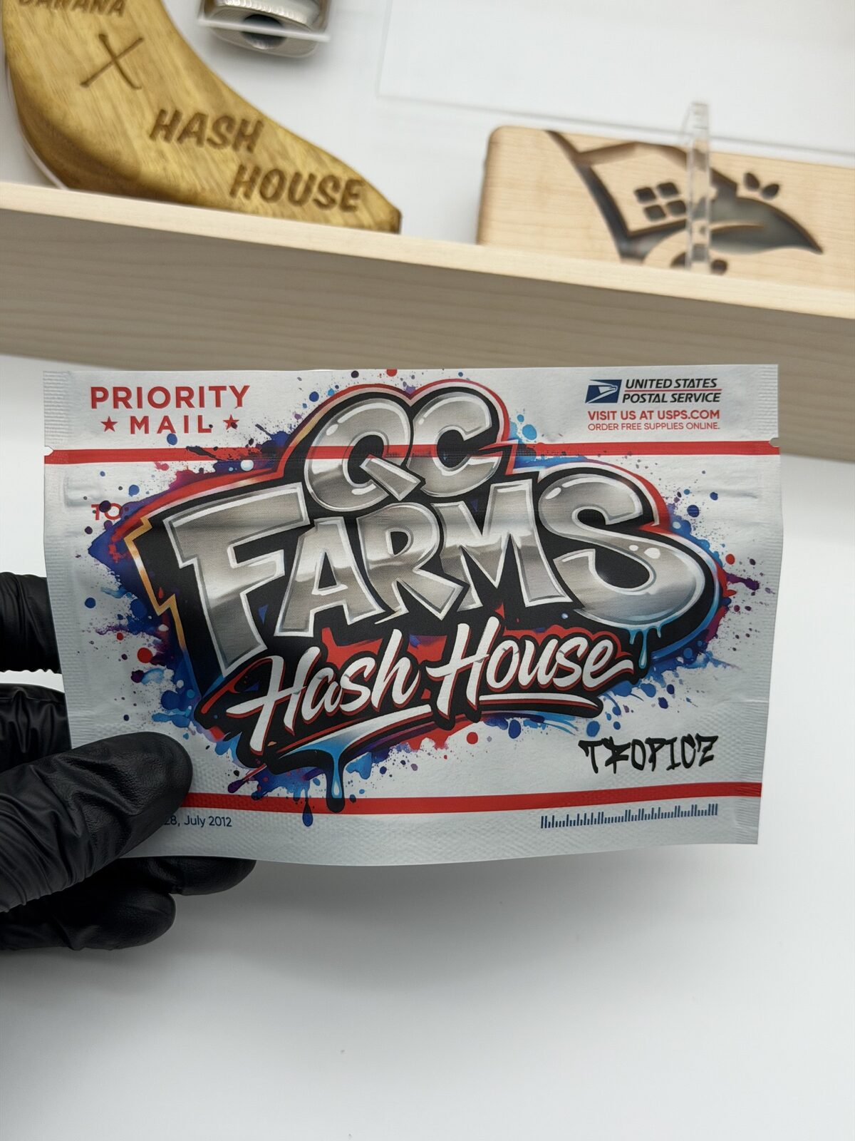 HASH HOUSE COLLAB BOX photo 5