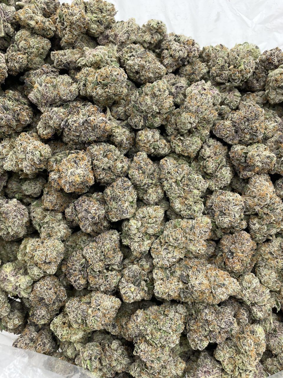 White Cherry Starburst indoors 🍬🍬🍬 photo 2